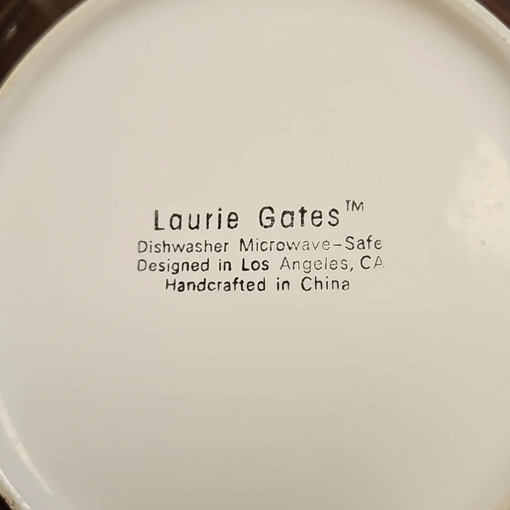 LAURIE GATES 9.75